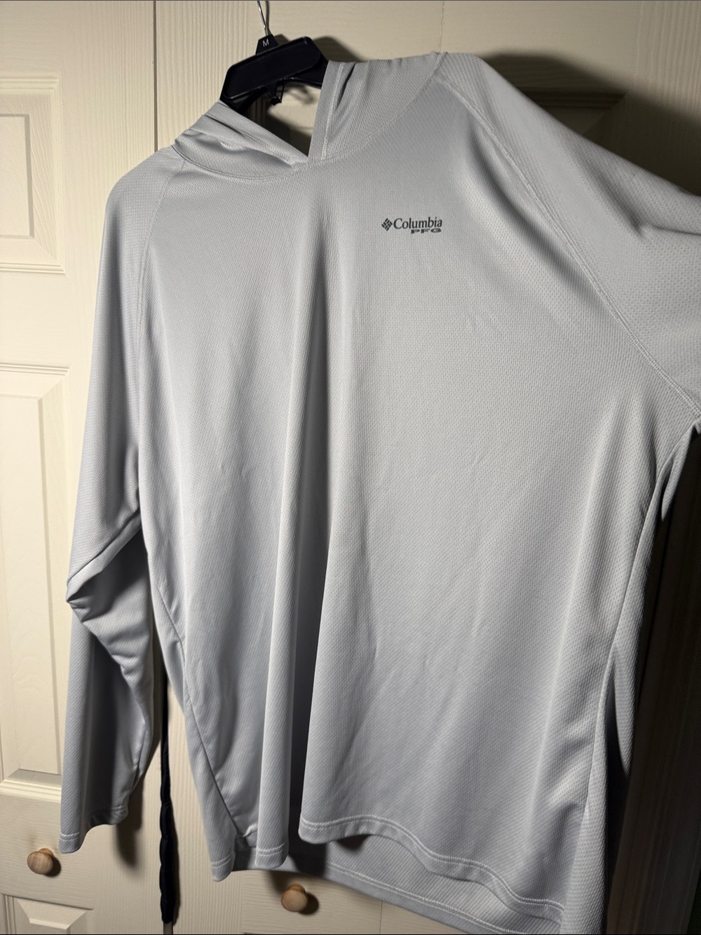 Columbia Light Gray Hooded Windbreaker